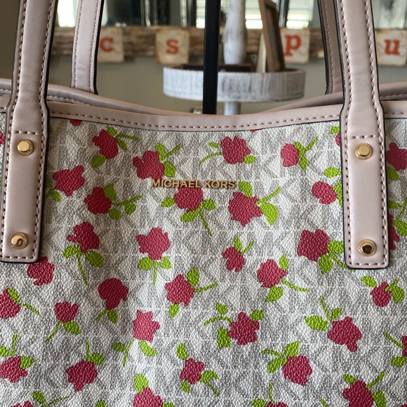 Michael Kors Signature Logo Floral Tote (White) w/Gold Hardware. - Picture 2 of 11
